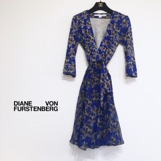 ダイアンフォンファステンバーグ(DIANE von FURSTENBERG)のDVF♡スターモチーフシルクワンピース★送料込(ひざ丈ワンピース)