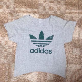 アディダス(adidas)のadidasTシャツ(Tシャツ(長袖/七分))