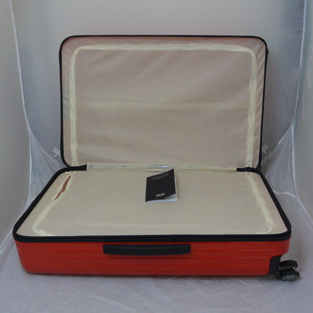 RIMOWA(リモワ)のリモワサルサエアー 91L(29) ガーズレッド 送料無料 スーツケース レディースのバッグ(スーツケース/キャリーバッグ)の商品写真