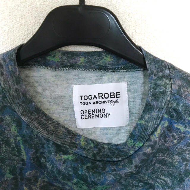 TOGA(トーガ)のTOGA×opening ceremony トーガ ドルマンプリントカットソー レディースのトップス(Tシャツ(半袖/袖なし))の商品写真