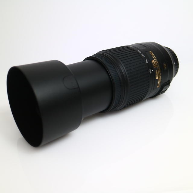 Nikon(ニコン)の★大人気超望遠レンズ★ニコン AF-S 55-300mm VR(手振れ補正)★ スマホ/家電/カメラのカメラ(デジタル一眼)の商品写真