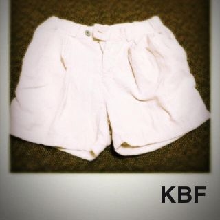 ケービーエフ(KBF)の値下げKBF☆コーデュロイショートパンツ(ショートパンツ)