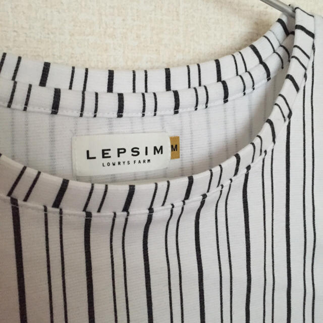 LEPSIM LOWRYS FARM(レプシィムローリーズファーム)の【美品】LEPSIM☆ストライプカットソー レディースのトップス(カットソー(半袖/袖なし))の商品写真