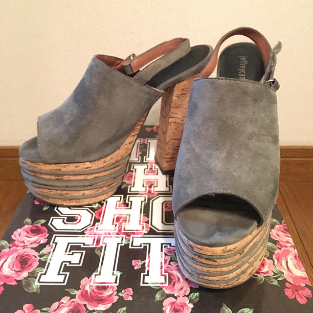 JEFFREY CAMPBELL(ジェフリーキャンベル)のyu様専用 7/8まで取置中 レディースの靴/シューズ(サンダル)の商品写真