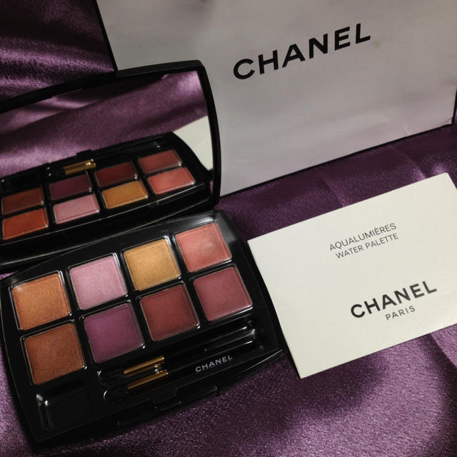 CHANEL(シャネル)のCHANEL★マルチパレット コスメ/美容のベースメイク/化粧品(その他)の商品写真