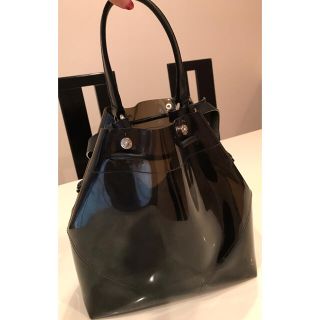 フルラ(Furla)の本物🎀FURLAラバーバッグ黒ブラックフルラハンドバックトートクリア肩掛け(ハンドバッグ)