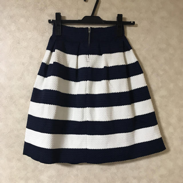 MIIA(ミーア)のMIIAボーダースカート レディースのスカート(ひざ丈スカート)の商品写真