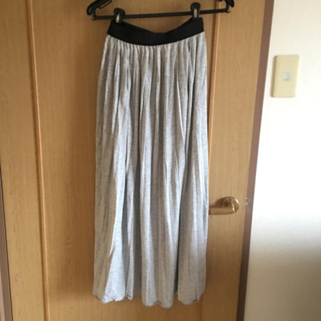 GU(ジーユー)のGU フレアスカート レディースのスカート(ロングスカート)の商品写真