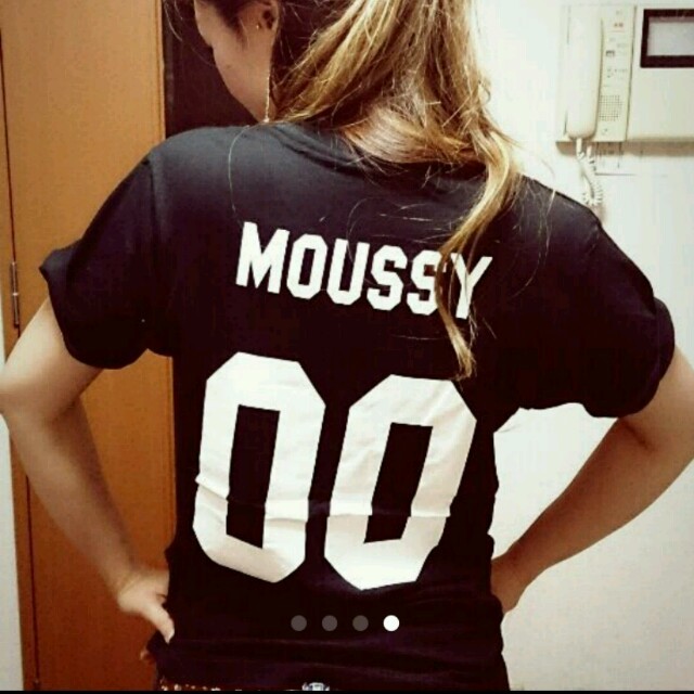 在庫あ新品 moussy - MOUSSY レア☆ノベルティTシャツの通販 by ☆☆☆｜マウジーならラクマ 限定品新作