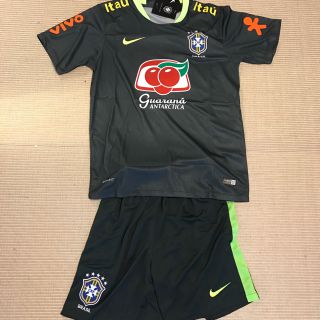 NIKE - ☆ブラジル代表 黒半袖Mサイズ上下セットトレーニング新品 ...