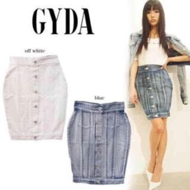 GYDA(ジェイダ)のGYDA フロントボタンデニムスカート レディースのスカート(ひざ丈スカート)の商品写真