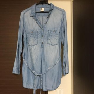 エイチアンドエム(H&M)のH&M マタニティデニムトップス(マタニティトップス)