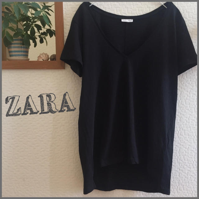ZARA(ザラ)のZARA Vネック 半袖Tシャツ ブラック レディースのトップス(Tシャツ(半袖/袖なし))の商品写真