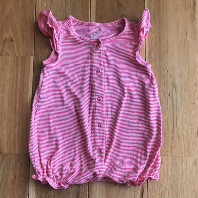 babyGAP(ベビーギャップ)の【美品】60babygap レッドボーダーフリルロンパース キッズ/ベビー/マタニティのベビー服(~85cm)(ロンパース)の商品写真