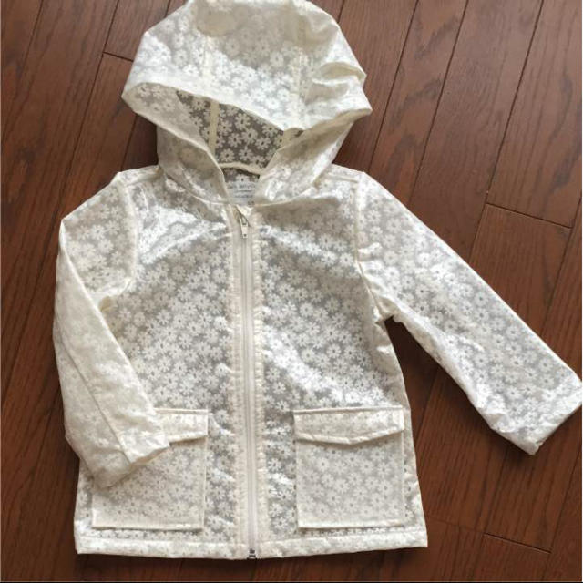 ZARA KIDS(ザラキッズ)の☆ザラ ZARA レインコート 98cm キッズ/ベビー/マタニティのキッズ服女の子用(90cm~)(その他)の商品写真