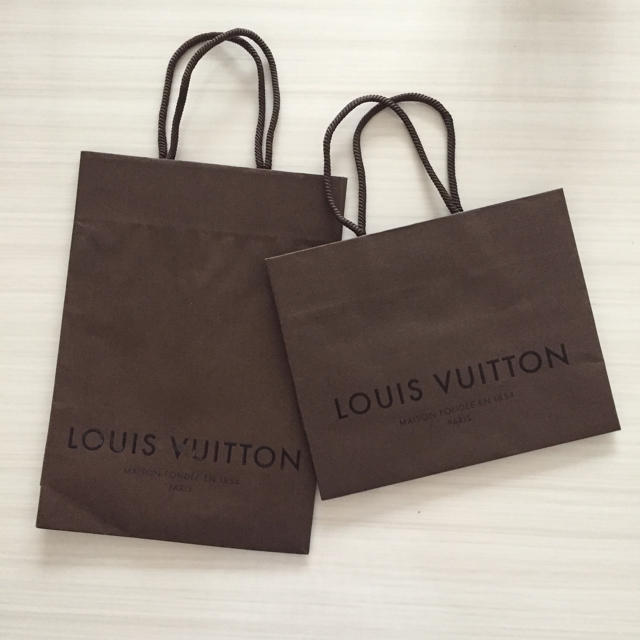 LOUIS VUITTON(ルイヴィトン)のショッパー 2点セット レディースのバッグ(ショップ袋)の商品写真