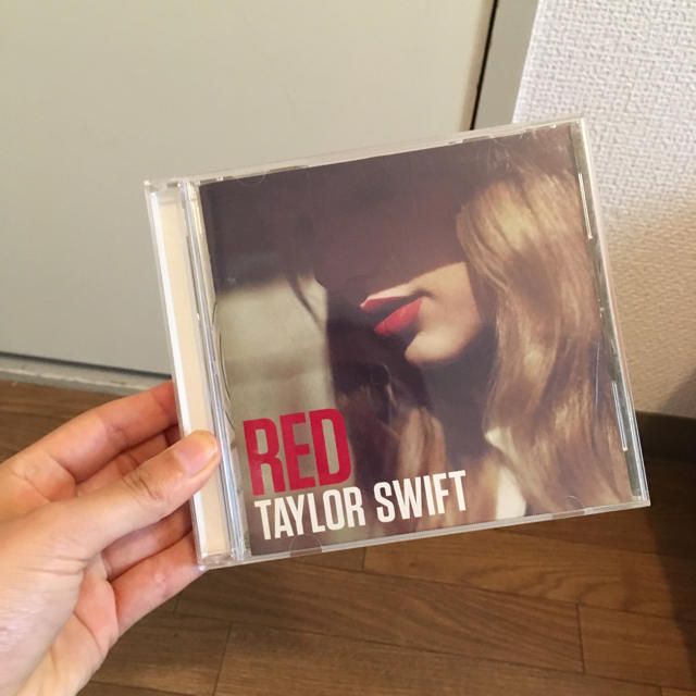 Taylor Swift RED エンタメ/ホビーのCD(ポップス/ロック(洋楽))の商品写真