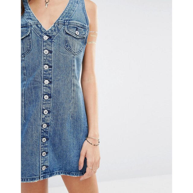 ALEXIA STAM(アリシアスタン)のTULAROSA  Zoe Denim Dress 新品 ロンハーマン レディースのワンピース(ミニワンピース)の商品写真