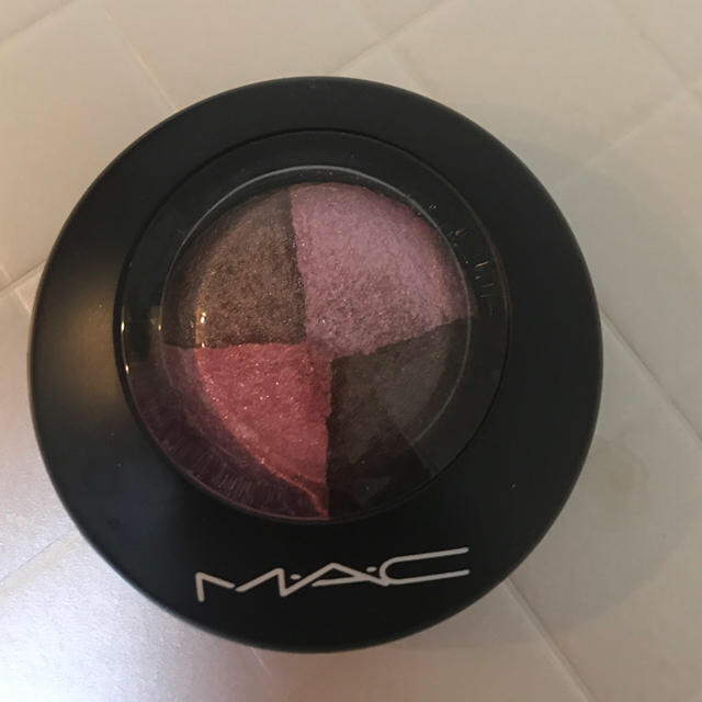MAC(マック)のミネラライズアイシャドウ コスメ/美容のベースメイク/化粧品(アイシャドウ)の商品写真