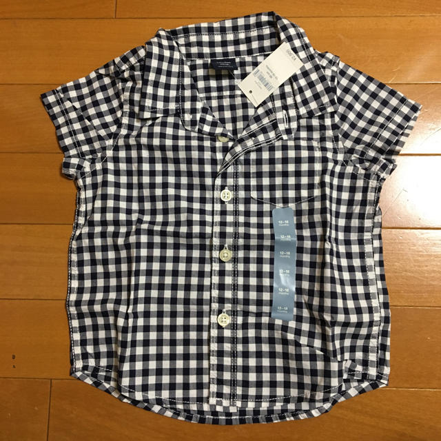 babyGAP(ベビーギャップ)のギンガムチェック半袖シャツ80 キッズ/ベビー/マタニティのベビー服(~85cm)(シャツ/カットソー)の商品写真