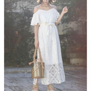 マーキュリーデュオ ウェディングドレスの通販 16点 Mercuryduoのレディースを買うならラクマ マーキュリーデュオ ウェディングドレスの通販 16点 Mercuryduoのレディースを買うならラクマ