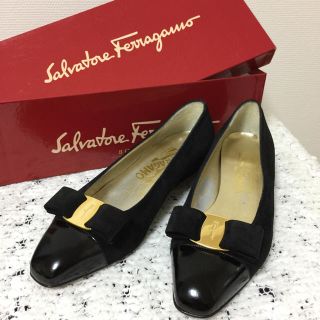 サルヴァトーレフェラガモ(Salvatore Ferragamo)のサルヴァトーレ フェラガモ VARA 5D(ハイヒール/パンプス)