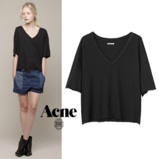 アクネ(ACNE)の☆最終価格☆【Acne】VネックTシャツ  Black (Tシャツ(半袖/袖なし))