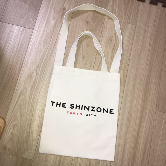 Shinzone(シンゾーン)のSHINZONEシンゾーン コットンショルダー完売 レディースのバッグ(トートバッグ)の商品写真