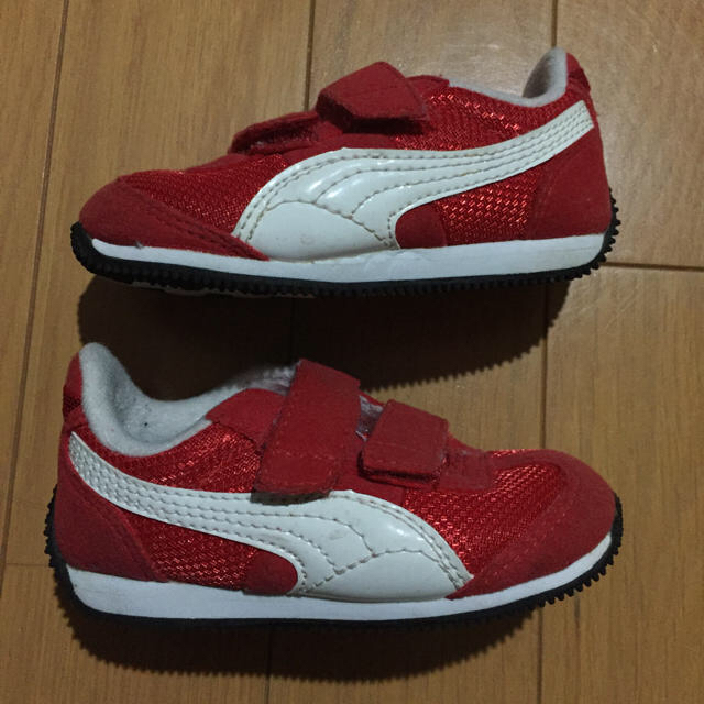 PUMA(プーマ)のsos様専用  puma スニーカー 13㎝ キッズ/ベビー/マタニティのベビー靴/シューズ(~14cm)(スニーカー)の商品写真