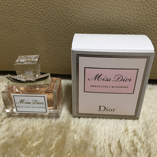 クリスチャンディオール(Christian Dior)のディオール アブソリュートリー ブルーミング(香水(女性用))
