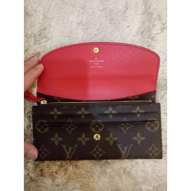 LOUIS VUITTON(ルイヴィトン)のLV　ルイヴィ	トン 長財布　最新様式 レディースのファッション小物(財布)の商品写真