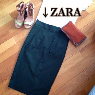 ザラ(ZARA)のグリーンのハイウエストスカート(ひざ丈スカート)