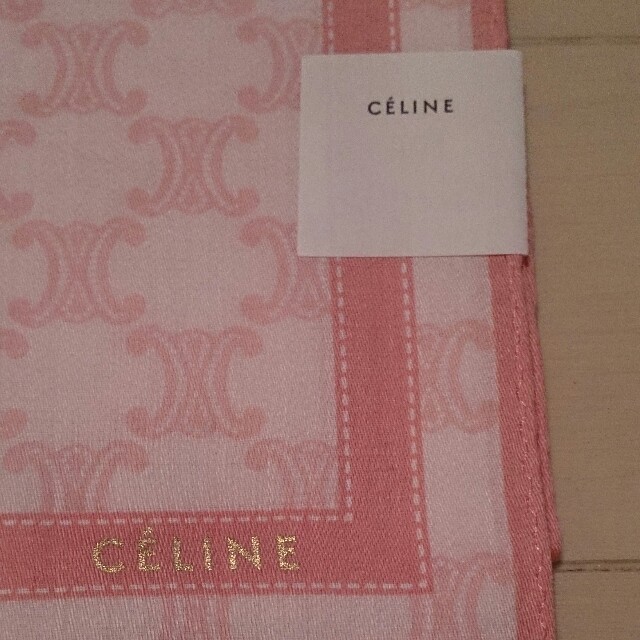 celine(セリーヌ)のHigi様 専用セリーヌ ハンカチ レディースのファッション小物(ハンカチ)の商品写真