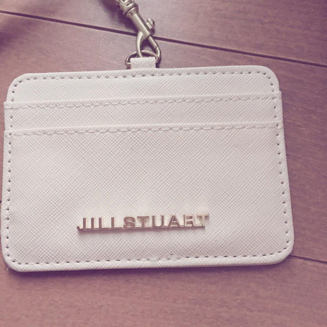 JILLSTUART(ジルスチュアート)のジルスチュアート♡パスケース レディースのファッション小物(名刺入れ/定期入れ)の商品写真