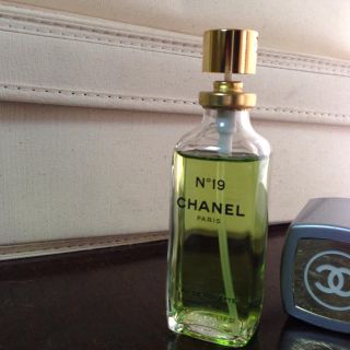 シャネル(CHANEL)のイマッチさま専用◎シャネル 19 香水 50ml(香水(女性用))