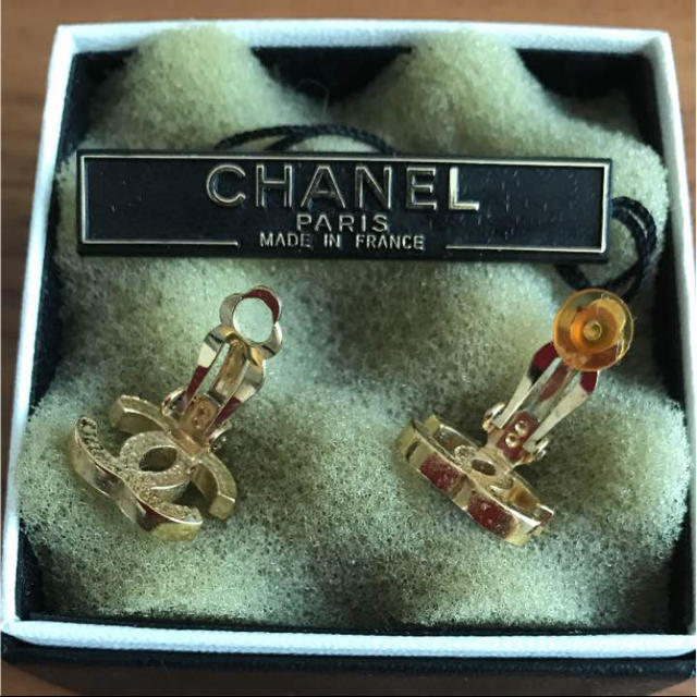 CHANEL(シャネル)のCHANEL ゴールドイヤリング レディースのアクセサリー(イヤリング)の商品写真