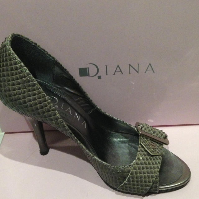 DIANA(ダイアナ)の👠ＤＩＡＮＡ グレーの春ヒール🌸 レディースの靴/シューズ(ハイヒール/パンプス)の商品写真