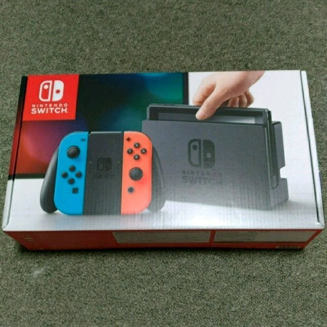 ニンテンドースイッチ 本体 新品未使用 エンタメ/ホビーのゲームソフト/ゲーム機本体(家庭用ゲーム機本体)の商品写真