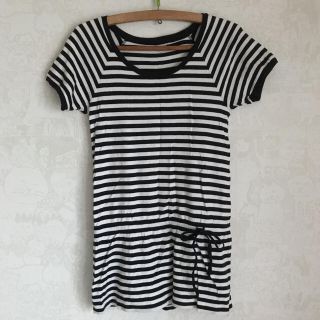 ユニクロ(UNIQLO)のチュニックワンピースTシャツ(チュニック)