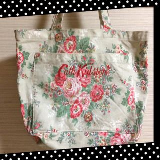 キャスキッドソン(Cath Kidston)のCath Kidston☆トートバッグ キャスキッドソン！エコハンド！花フラワー(トートバッグ)