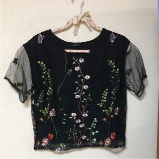 シマムラ(しまむら)の刺繍柄Tシャツ(Tシャツ(半袖/袖なし))