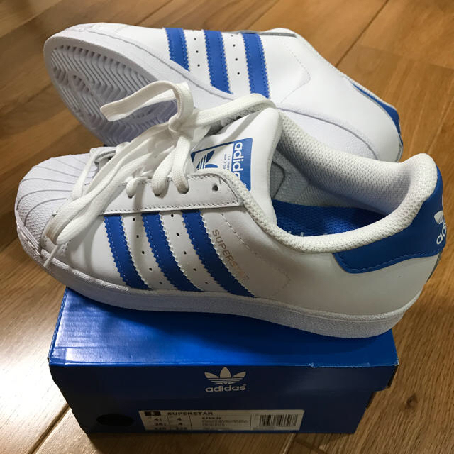 adidas(アディダス)の大特価！新品未使用！正規品 アディダス スーパースター S75929  レディースの靴/シューズ(スニーカー)の商品写真