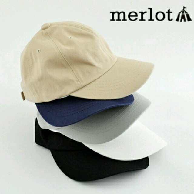 merlot(メルロー)の【merlot】無地キャップ レディースの帽子(キャップ)の商品写真