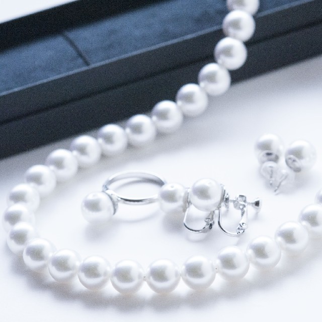 【商品説明】花珠真珠風ネックレス レディースのアクセサリー(ネックレス)の商品写真