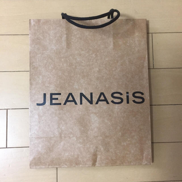JEANASIS(ジーナシス)の新品 ♡ ジーナシス ♡ カットワークショルダー SS  レディースのトップス(Tシャツ(半袖/袖なし))の商品写真