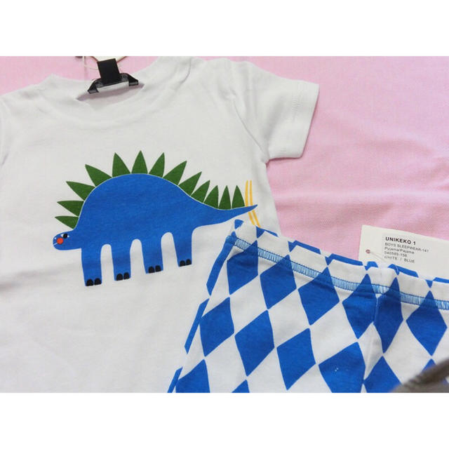 marimekko(マリメッコ)の新品 マリメッコ 2セット 男の子 女の子 半袖&パンツセット 86cm キッズ/ベビー/マタニティのキッズ/ベビー/マタニティ その他(その他)の商品写真