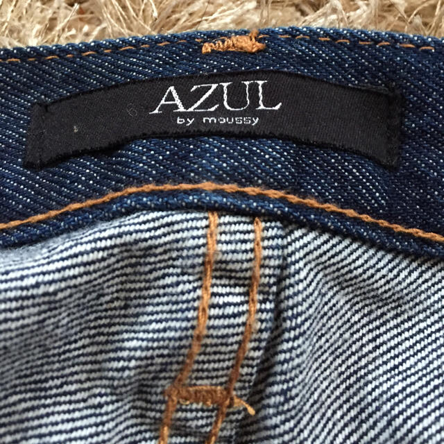 AZUL by moussy(アズールバイマウジー)のAZULbymoussy デニムスカート レディースのスカート(ひざ丈スカート)の商品写真