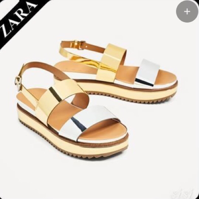 ZARA(ザラ)の【新品】ZARA♡新作スポーツサンダル レディースの靴/シューズ(サンダル)の商品写真