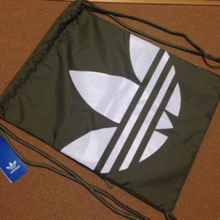 アディダス(adidas)の【新品】アディダスオリジナルス 37×47cm ナップサック(リュック/バックパック)