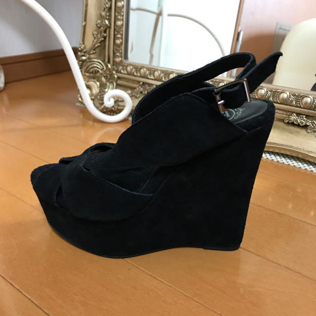 JEFFREY CAMPBELL(ジェフリーキャンベル)のJEFFREY CAMPBELL 美品 紗栄子さん愛用 ウェッジ サンダル レディースの靴/シューズ(サンダル)の商品写真